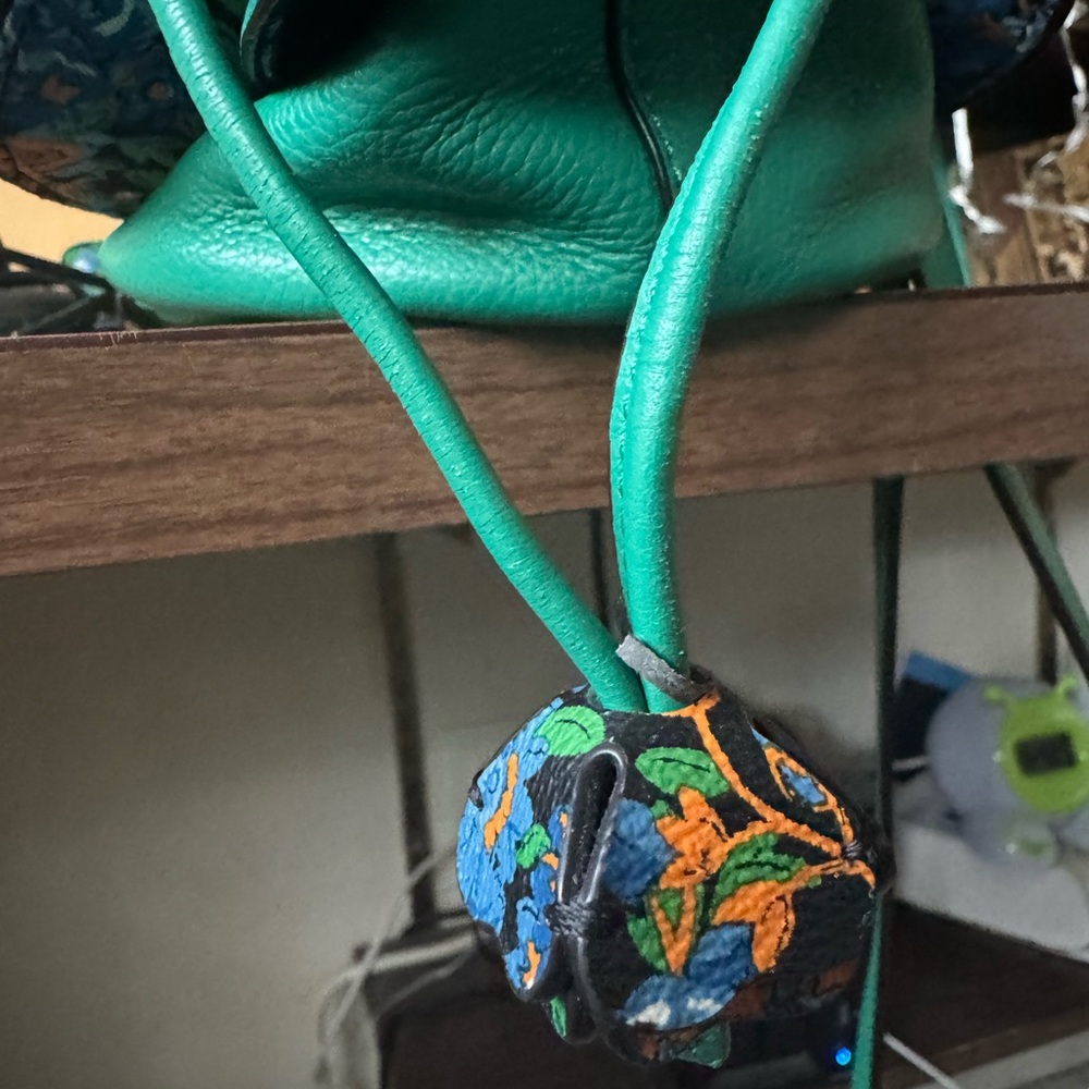 Coach Green Petal bag with pebble leather - Picture 3 of 8